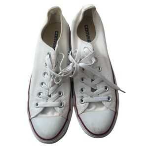 Converse Women's Chuck Taylor All Star Low Top size 8